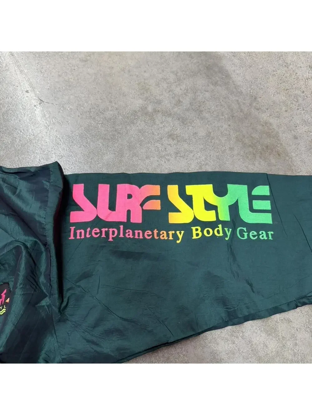 vintage surf style interplanetary body gear green quarter zip windbreaker jacket